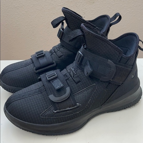 lebron soldier 10 size 8